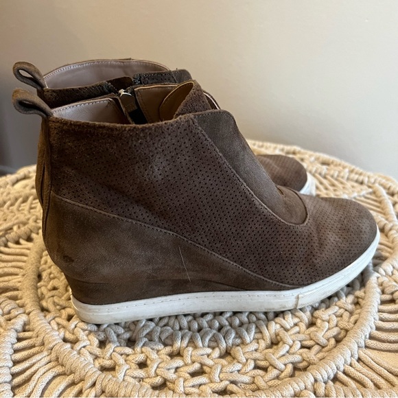 Linea Paolo ANNA  Low Heel Wedge Sneaker Dark Olive Perforated Suede - Picture 3 of 9